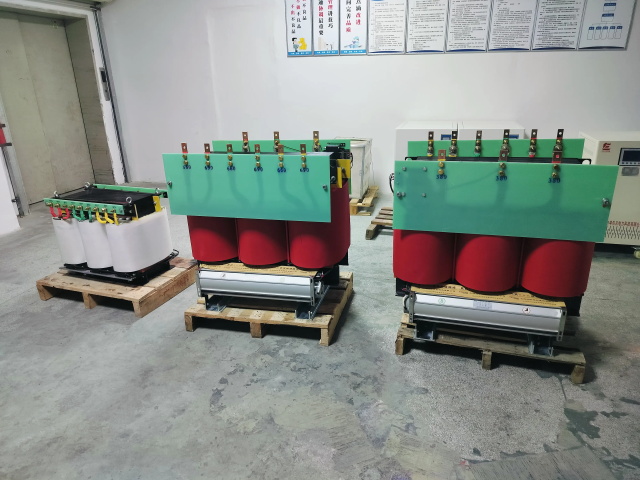 琼中KS11-1000KVA矿用变压器